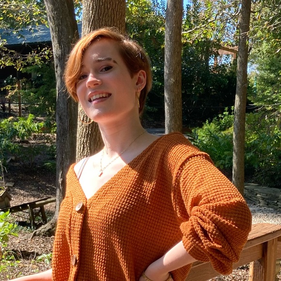 Meet your Posher, Mary - Picture 1 of 1